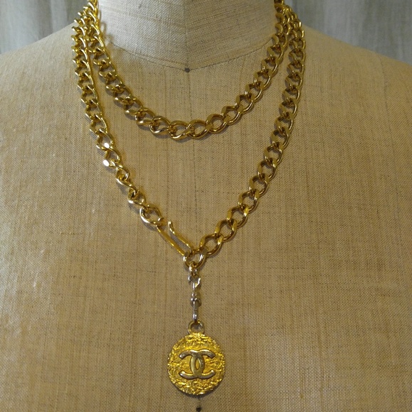 CHANEL Jewelry - 80s Vintage Chanel Necklace/Belt